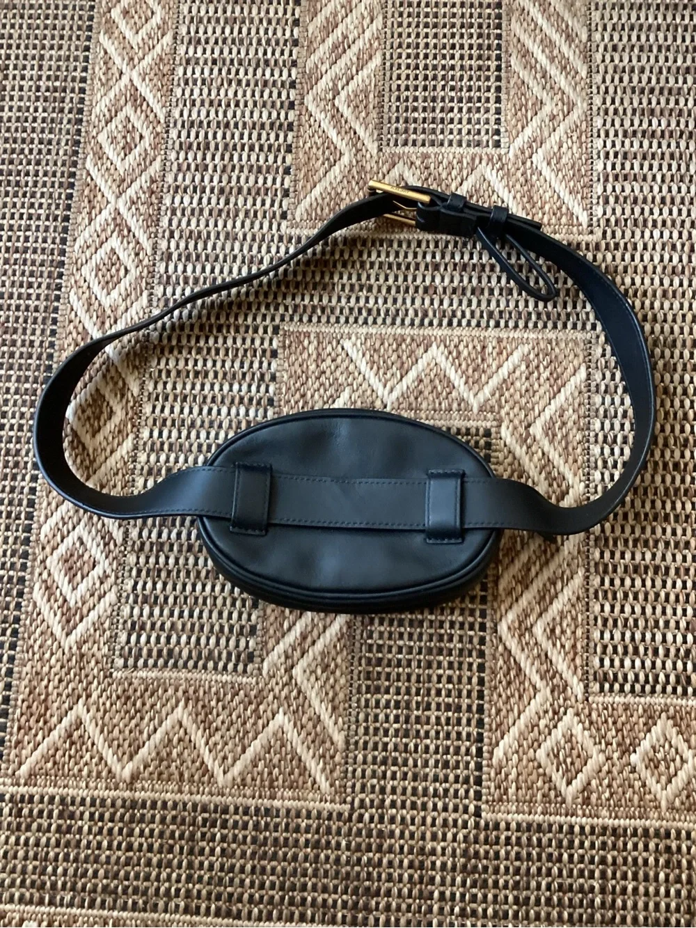 ARITZIA • ALXILIARY Quilted Black Leather Waist Belt Bag Crossbody with Gold Zip